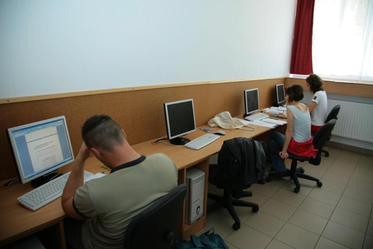 Imola Hostel Eger Eksteriør billede